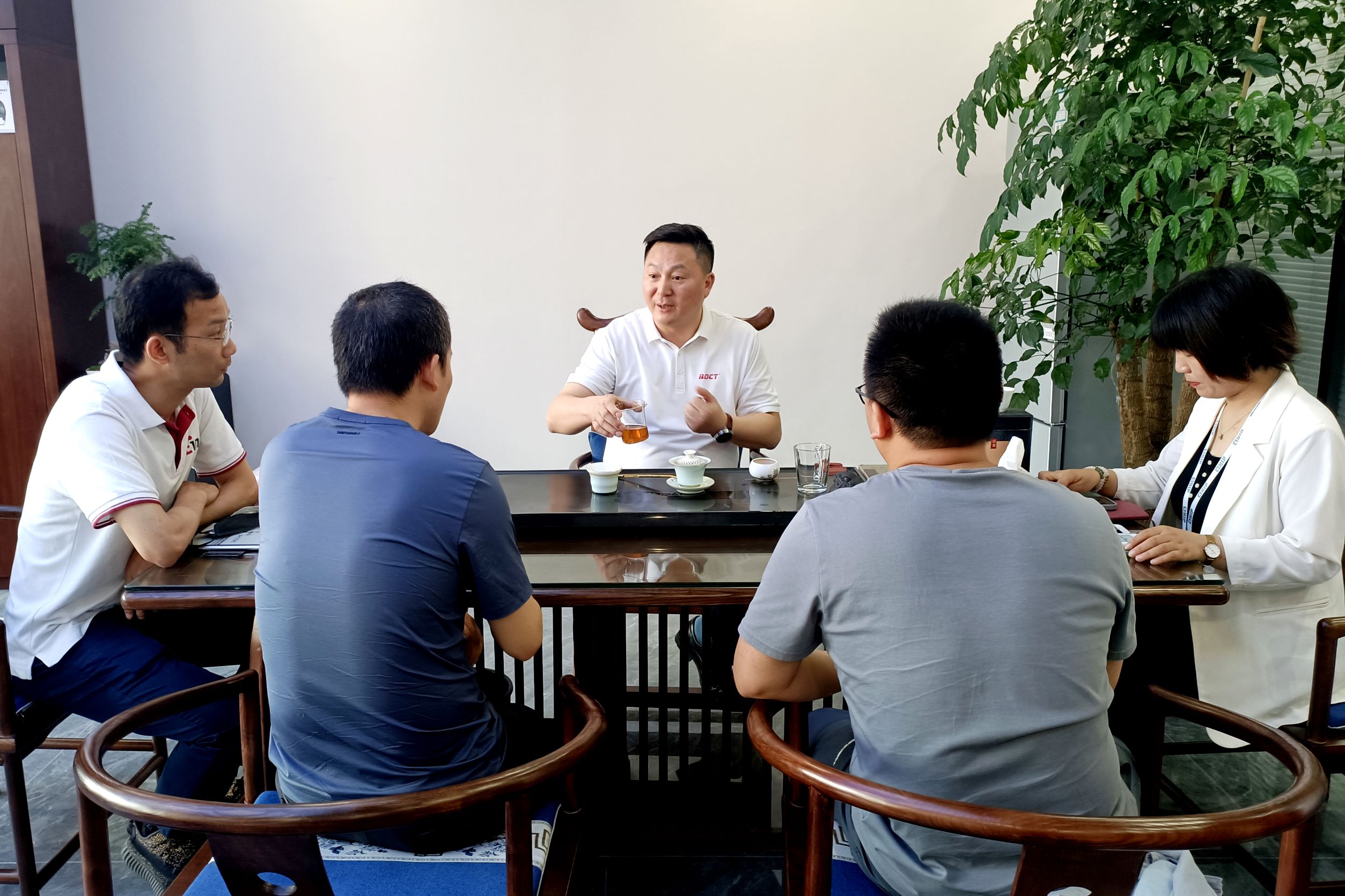 合肥星空物联参观恒行娱乐科技