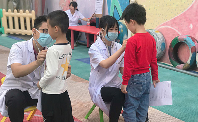 济南市儿童医院为幼儿园义诊？高效快捷晨午检还可以这样做